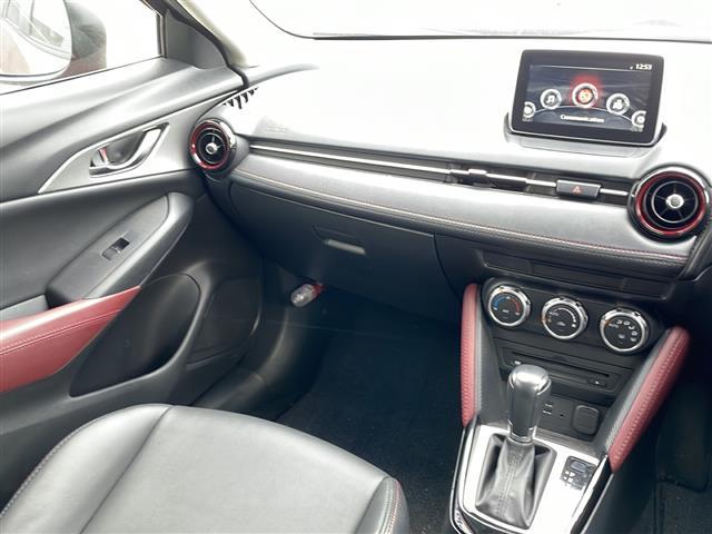 ＣＸ－３ ＸＤ　ツーリング　純正ナビ　プッシュスタート　バックカメラ　ＥＴＣ　コンビシート　Ｂｌｕｅｔｏｏｔｈ接続　純正アルミホイール　純正フロアマット　フルセグＴＶ　ハーフレザーシート　ＬＥＤヘッドライト（16枚目）
