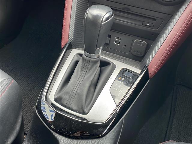 ＣＸ－３ ＸＤ　ツーリング　純正ナビ　プッシュスタート　バックカメラ　ＥＴＣ　コンビシート　Ｂｌｕｅｔｏｏｔｈ接続　純正アルミホイール　純正フロアマット　フルセグＴＶ　ハーフレザーシート　ＬＥＤヘッドライト（18枚目）