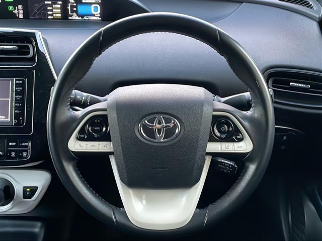 プリウス S 純正ナビ バックカメラ ETC プッシュスタート LEDヘッドライト ドライブレコーダー オートマチックハイビーム オートライト 純正フロアマット クルーズコントロール(8枚目)