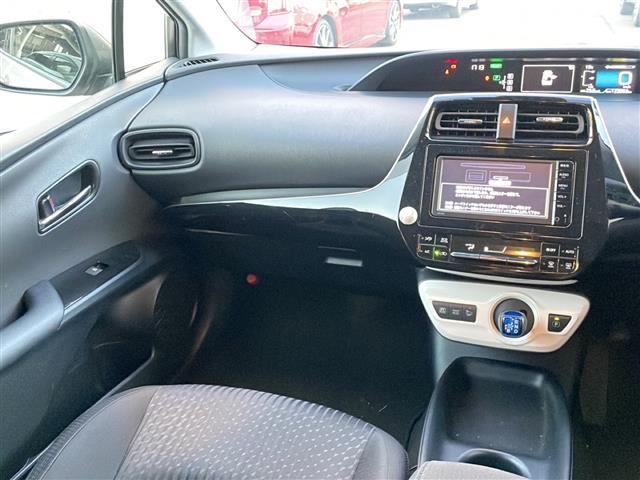 プリウス S 純正ナビ バックカメラ ETC プッシュスタート LEDヘッドライト ドライブレコーダー オートマチックハイビーム オートライト 純正フロアマット クルーズコントロール(16枚目)