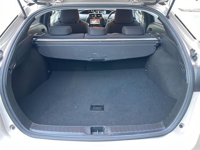 プリウス S 純正ナビ バックカメラ ETC プッシュスタート LEDヘッドライト ドライブレコーダー オートマチックハイビーム オートライト 純正フロアマット クルーズコントロール(28枚目)