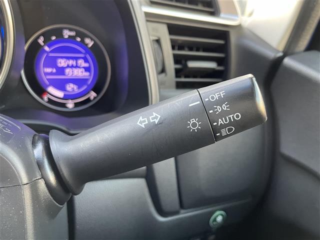 フィット １３Ｇ・Ｌパッケージ　ファインエディション　ナビ　バックカメラ　ＥＴＣ　クルコン　半皮席（27枚目）