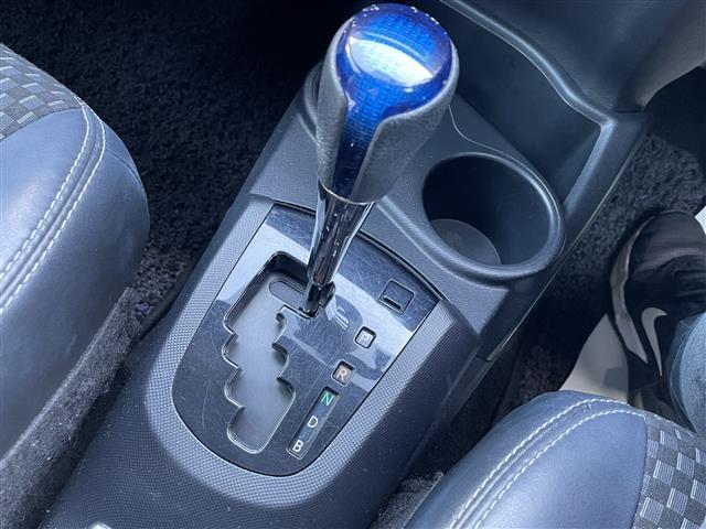アクア X-アーバン 社外ナビ フルセグTV AM/FM CD/DVD Bluetooth接続 バックカメラ 純正アルミホイール 純正フロアマット リモコンキー(11枚目)