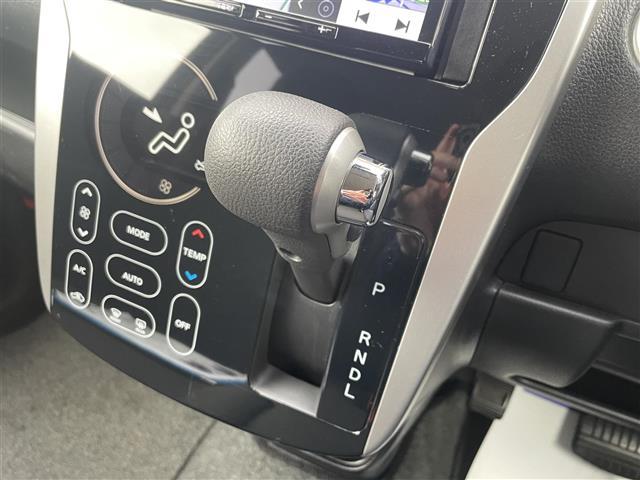 デイズ ハイウェイスター X 社外ナビ(AVN-RB7) CD/DVD/BT 全方位カメラ エマージェンシーブレーキ オートハイビーム HIDヘッドライト 社外ETC 純正14インチAW(8枚目)