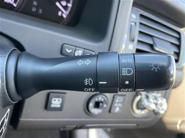クラウン アスリート プッシュスタート 純正メーカーナビ フルセグTV AM/FM Bluetooth接続 CD/DVD バックカメラ クルーズコントロール ブラックレザーシート 前席パワーシート 前席シートヒーター(8枚目)