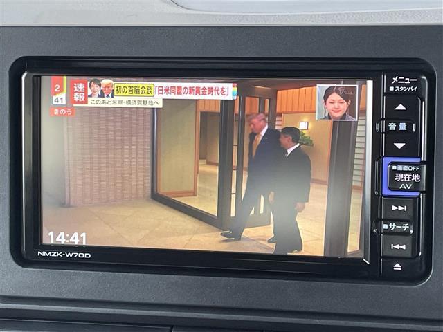 タント Ｘターボセレクション　純正ナビ　フルセグＴＶ　ＡＭ／ＦＭ　ＣＤ／ＤＶＤ　Ｂｌｕｅｔｏｏｔｈ接続　片側パワースライドドア　バックカメラ　クルーズコントロール　レーンキープアシスト　オートライト　プッシュスタート　ＥＴＣ（4枚目）