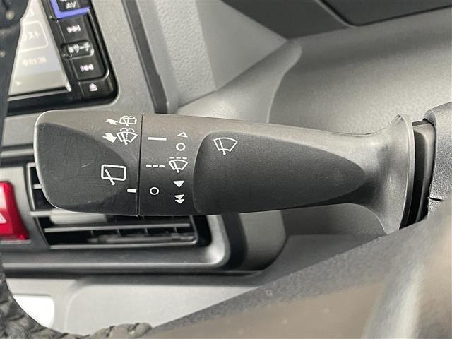 タント Ｘターボセレクション　純正ナビ　フルセグＴＶ　ＡＭ／ＦＭ　ＣＤ／ＤＶＤ　Ｂｌｕｅｔｏｏｔｈ接続　片側パワースライドドア　バックカメラ　クルーズコントロール　レーンキープアシスト　オートライト　プッシュスタート　ＥＴＣ（10枚目）