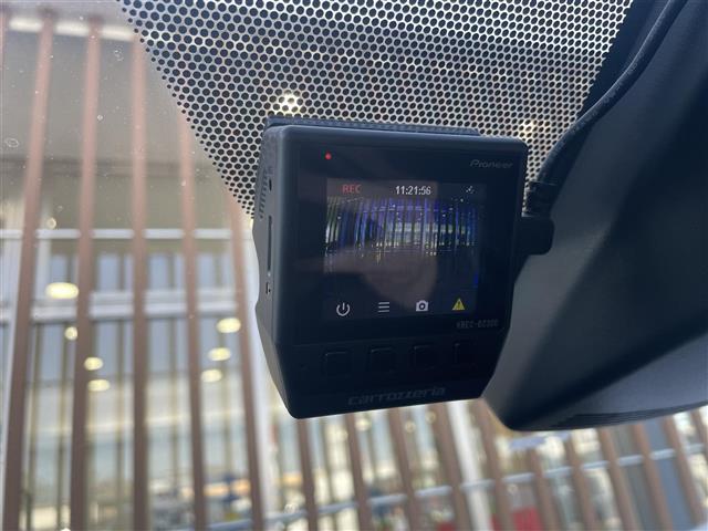 シエンタ ハイブリッドＧ　純正ＳＤナビ（ＮＳＺＮ－Ｗ６４Ｔ）フルセグ／ＣＤ／ＤＶＤ／ＢＴ　バックカメラ　フリップダウンモニター　両側パワースライドドア　トヨタセーフティセンス　ＬＥＤライト　ＥＴＣ　社外１５インチＡＷ（19枚目）