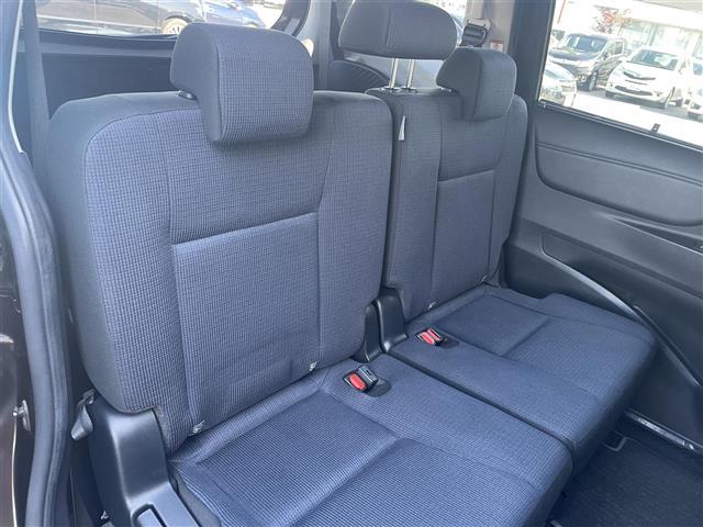 シエンタ ハイブリッドＧ　純正ＳＤナビ（ＮＳＺＮ－Ｗ６４Ｔ）フルセグ／ＣＤ／ＤＶＤ／ＢＴ　バックカメラ　フリップダウンモニター　両側パワースライドドア　トヨタセーフティセンス　ＬＥＤライト　ＥＴＣ　社外１５インチＡＷ（33枚目）