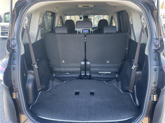 シエンタ ハイブリッドＧ　純正ＳＤナビ（ＮＳＺＮ－Ｗ６４Ｔ）フルセグ／ＣＤ／ＤＶＤ／ＢＴ　バックカメラ　フリップダウンモニター　両側パワースライドドア　トヨタセーフティセンス　ＬＥＤライト　ＥＴＣ　社外１５インチＡＷ（37枚目）