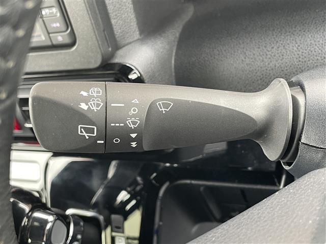 タント カスタムＲＳスタイルセレクション　純正ナビ　フルセグＴＶ　ＡＭ／ＦＭ　ＣＤ／ＤＶＤ　Ｂｌｕｅｔｏｏｔｈ接続　スマートアシスト　バックカメラ　クルーズコントロール　プッシュスタート　シートヒーター　両側パワースライドドア　ＥＴＣ（10枚目）