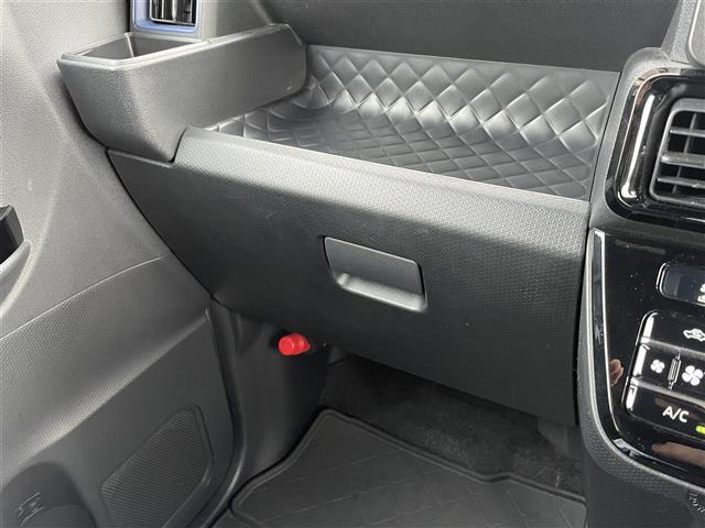 タント カスタムＲＳスタイルセレクション　純正ナビ　フルセグＴＶ　ＡＭ／ＦＭ　ＣＤ／ＤＶＤ　Ｂｌｕｅｔｏｏｔｈ接続　スマートアシスト　バックカメラ　クルーズコントロール　プッシュスタート　シートヒーター　両側パワースライドドア　ＥＴＣ（18枚目）