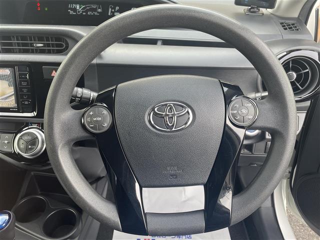 アクア Ｓスタイルブラック　社外ナビ　フルセグＴＶ　ＡＭ／ＦＭ　ＣＤ／ＤＶＤ　Ｂｌｕｅｔｏｏｔｈ接続　バックカメラ　トヨタセーフティセンスＣ　衝突被害軽減ブレーキ　オートマチックハイビーム　ＬＤＡ　ＬＥＤオートライト　ＥＴＣ（6枚目）