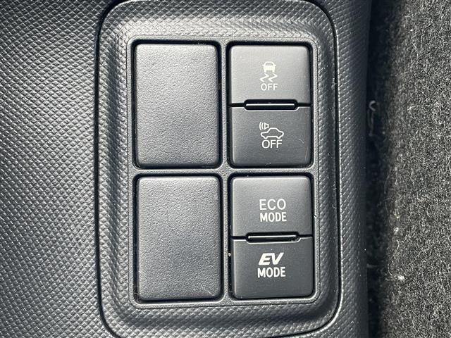 アクア Ｓスタイルブラック　社外ナビ　フルセグＴＶ　ＡＭ／ＦＭ　ＣＤ／ＤＶＤ　Ｂｌｕｅｔｏｏｔｈ接続　バックカメラ　トヨタセーフティセンスＣ　衝突被害軽減ブレーキ　オートマチックハイビーム　ＬＤＡ　ＬＥＤオートライト　ＥＴＣ（15枚目）