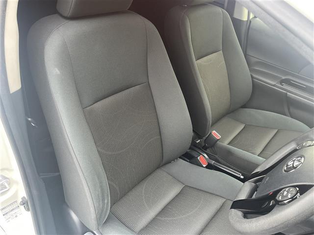 アクア Ｓスタイルブラック　社外ナビ　フルセグＴＶ　ＡＭ／ＦＭ　ＣＤ／ＤＶＤ　Ｂｌｕｅｔｏｏｔｈ接続　バックカメラ　トヨタセーフティセンスＣ　衝突被害軽減ブレーキ　オートマチックハイビーム　ＬＤＡ　ＬＥＤオートライト　ＥＴＣ（20枚目）