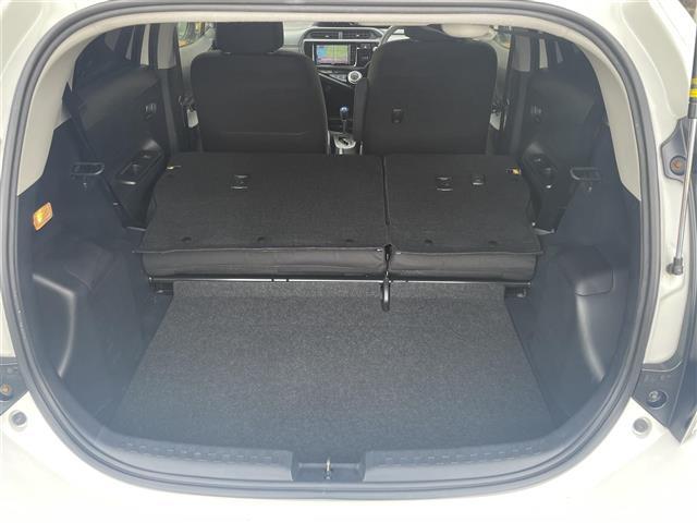 アクア Ｓスタイルブラック　社外ナビ　フルセグＴＶ　ＡＭ／ＦＭ　ＣＤ／ＤＶＤ　Ｂｌｕｅｔｏｏｔｈ接続　バックカメラ　トヨタセーフティセンスＣ　衝突被害軽減ブレーキ　オートマチックハイビーム　ＬＤＡ　ＬＥＤオートライト　ＥＴＣ（33枚目）