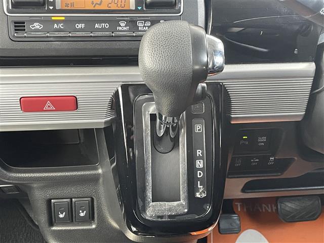 スペーシアカスタム ハイブリッドGS 4WD 純正ナビ フルセグTV AM/FM CD/DVD Bluetooth接続 片側パワースライドドア バックカメラ 純正フロアマット プッシュスタート ETC 純正アルミホイール(11枚目)