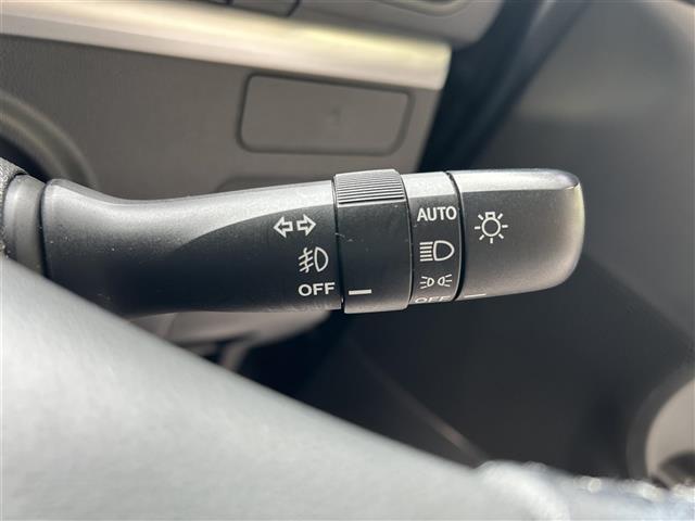 タント カスタムＲＳ　スマートセレクションＳＡ　本土仕入　純正ナビ　ＴＶ　ＤＶＤ再生　バックカメラ　ＥＴＣ　両側パワースライドドア　スマートキー　プッシュスタート　純正フロアマット　純正アルミホイール　オートライト（14枚目）