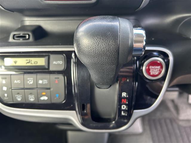 店舗にて現車の確認もいただけますので、お電話で在庫のご確認の上是非ご来店くださいませ!!!