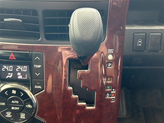 店舗にて現車の確認もいただけますので、お電話で在庫のご確認の上是非ご来店くださいませ!!!