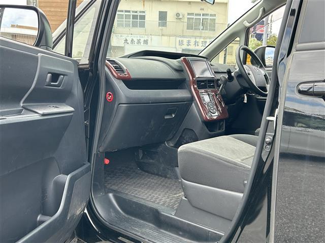 店舗にて現車の確認もいただけますので、お電話で在庫のご確認の上是非ご来店くださいませ!!!