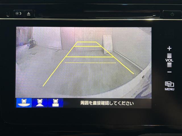【　バックカメラ　】便利なバックカメラ装備で安全確認を頂けます。駐車が苦手な方にもオススメな便利機能です♪