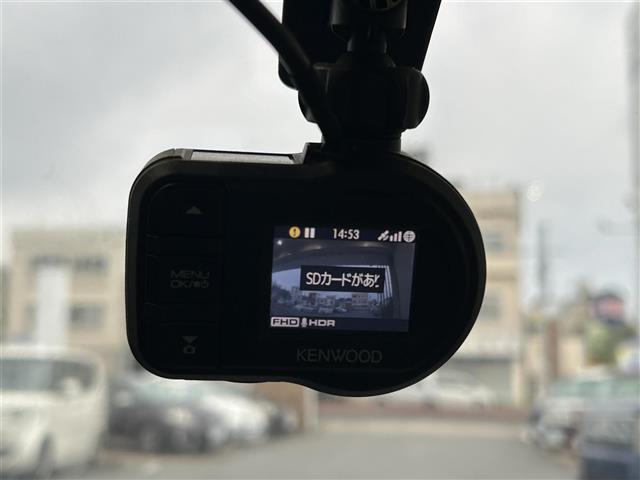 【　ドライブレコーダー　】運転中の記録を残します。事故などを起こした起こされた時の証拠を残します。