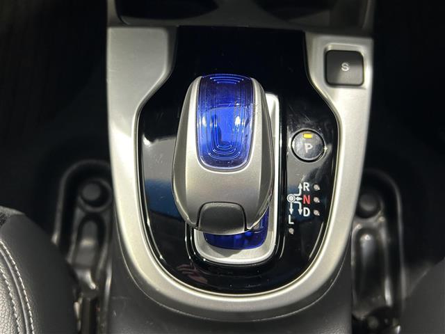 店舗にて現車の確認もいただけますので、お電話で在庫のご確認の上是非ご来店くださいませ!!!