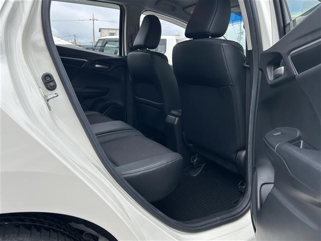 店舗にて現車の確認もいただけますので、お電話で在庫のご確認の上是非ご来店くださいませ!!!