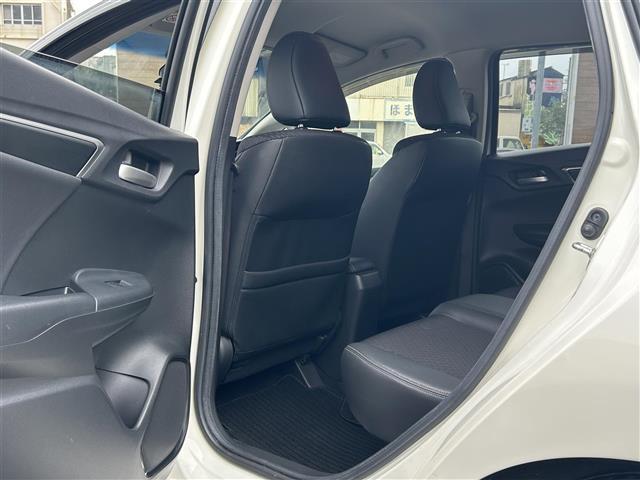 店舗にて現車の確認もいただけますので、お電話で在庫のご確認の上是非ご来店くださいませ!!!