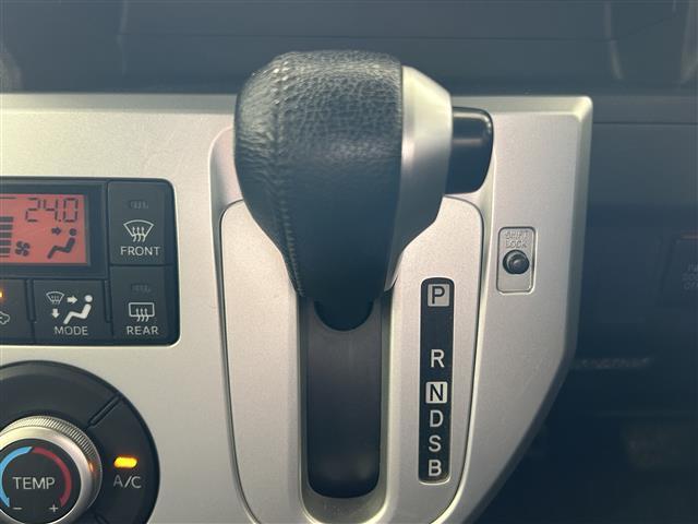 店舗にて現車の確認もいただけますので、お電話で在庫のご確認の上是非ご来店くださいませ!!!