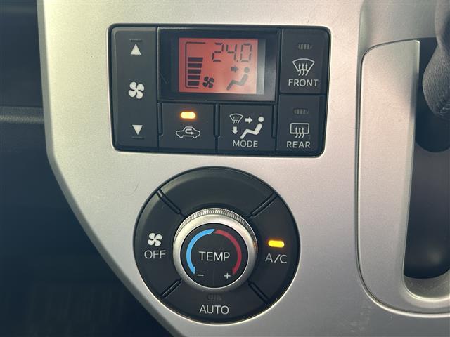 【 オートエアコン 】車内温度を感知して自動で温度調整をしてくれるのでいつでも快適な車内空間を創り上げます!