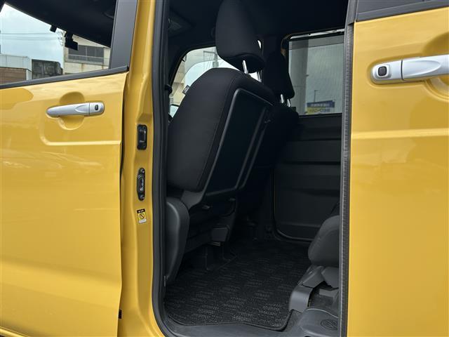 店舗にて現車の確認もいただけますので、お電話で在庫のご確認の上是非ご来店くださいませ!!!