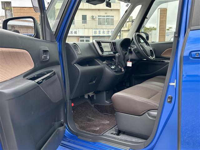 デイズルークス ハイウェイスター X Vセレクション 本土仕入 フルセグTV 純正ナビ CD再生 DVD再生 Bluetooth接続 全方位カメラ ドライブレコーダー前後 衝突軽減ブレーキ アイドリングストップ 純正アルミホイール オートライト(16枚目)