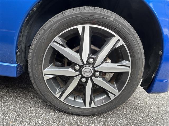 デイズルークス ハイウェイスター X Vセレクション 本土仕入 フルセグTV 純正ナビ CD再生 DVD再生 Bluetooth接続 全方位カメラ ドライブレコーダー前後 衝突軽減ブレーキ アイドリングストップ 純正アルミホイール オートライト(35枚目)