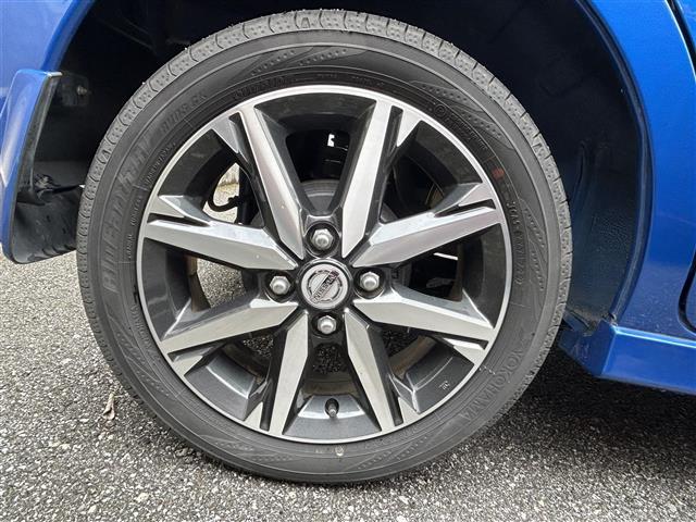 デイズルークス ハイウェイスター X Vセレクション 本土仕入 フルセグTV 純正ナビ CD再生 DVD再生 Bluetooth接続 全方位カメラ ドライブレコーダー前後 衝突軽減ブレーキ アイドリングストップ 純正アルミホイール オートライト(36枚目)