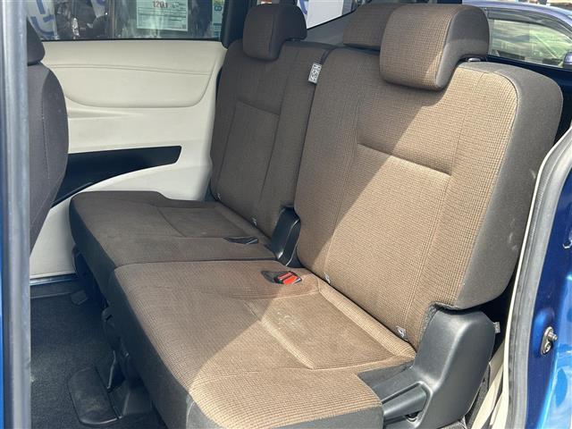 店舗にて現車の確認もいただけますので、お電話で在庫のご確認の上是非ご来店くださいませ！！！