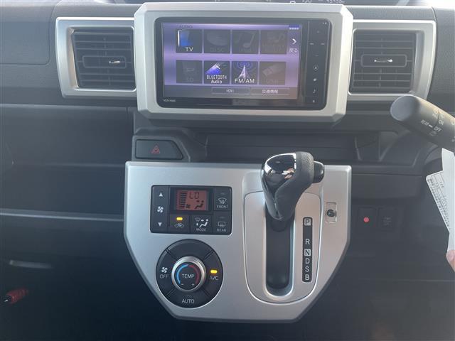 店舗にて現車の確認もいただけますので、お電話で在庫のご確認の上是非ご来店くださいませ。／／／／／／