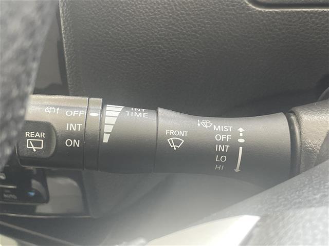 セレナ ハイウェイスター　Ｓ－ハイブリッド　本土仕入れ　プッシュスタート　純正ナビ　Ｂｌｕｅｔｏｏｔｈ接続　バックカメラ　ＥＴＣ　両側パワースライドドア　クルーズコントロール　スマートキー　純正フロアマット　純正アルミホイール　取扱説明書（11枚目）