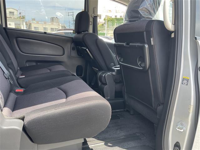 セレナ ハイウェイスター　Ｓ－ハイブリッド　本土仕入れ　プッシュスタート　純正ナビ　Ｂｌｕｅｔｏｏｔｈ接続　バックカメラ　ＥＴＣ　両側パワースライドドア　クルーズコントロール　スマートキー　純正フロアマット　純正アルミホイール　取扱説明書（19枚目）