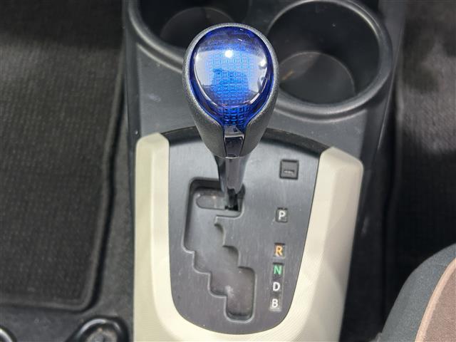 店舗にて現車の確認もいただけますので、お電話で在庫のご確認の上是非ご来店くださいませ！！！