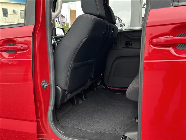 店舗にて現車の確認もいただけますので、お電話で在庫のご確認の上是非ご来店くださいませ！！！