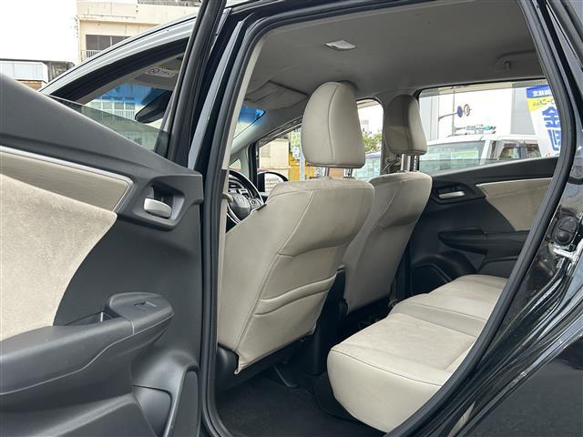 店舗にて現車の確認もいただけますので、お電話で在庫のご確認の上是非ご来店くださいませ！！！