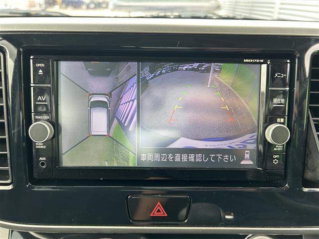 【　全方位カメラ　】上から見下ろしたように駐車が可能です。安心して縦列駐車も可能です♪”