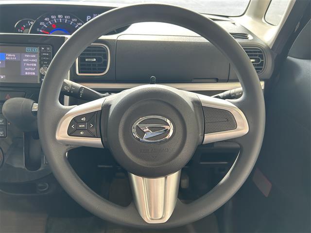 タント カスタムX トップエディションSAII 本土仕入 純正ナビ フルセグTV CD再生 ETC Bluetooth接続 バックカメラ 片側パワースライドドア 純正フロアマット 横滑り防止装置 衝突軽減ブレーキ プッシュスタート スマートキー(9枚目)