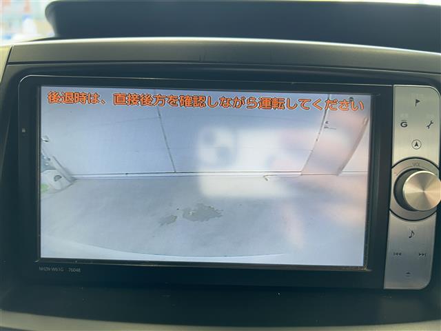 【　バックカメラ　】便利なバックカメラ装備で安全確認を頂けます。駐車が苦手な方にもオススメな便利機能です♪