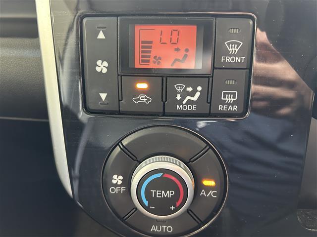 タント カスタムX トップエディションSAII 本土仕入 純正ナビ フルセグTV バックカメラ ドライブレコーダー前後 Bluetooth接続 CD再生 片側パワースライドドア 横滑り防止装置 衝撃軽減ブレーキ オートライト プッシュスタート(18枚目)