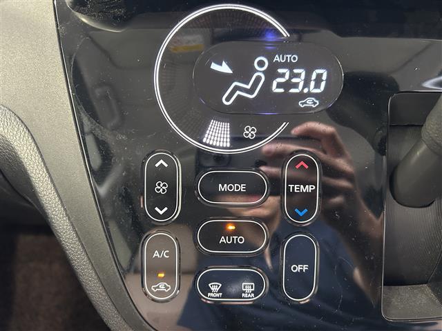 デイズルークス ハイウェイスター　Ｘ　Ｖセレクション　本土仕入　純正ナビ　フルセグＴＶ　Ｂｌｕｅｔｏｏｔｈ接続　ＥＴＣ　全方位カメラ　両側パワースライドドア　横滑り防止装置　衝撃軽減ブレーキ　オートライト　オートマチックハイビーム　プッシュスタート（14枚目）