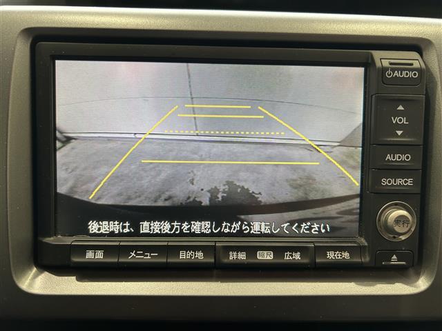 【　バックカメラ　】便利なバックカメラ装備で安全確認を頂けます。駐車が苦手な方にもオススメな便利機能です♪