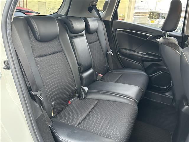 店舗にて現車の確認もいただけますので、お電話で在庫のご確認の上是非ご来店くださいませ！！！